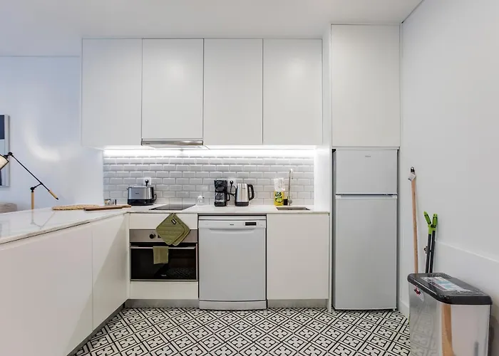 Downtown Wonder Flat W/ Ac By Lovelystay Πόρτο