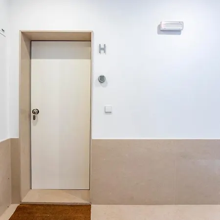 Downtown Wonder Flat W/ Ac By Lovelystay *